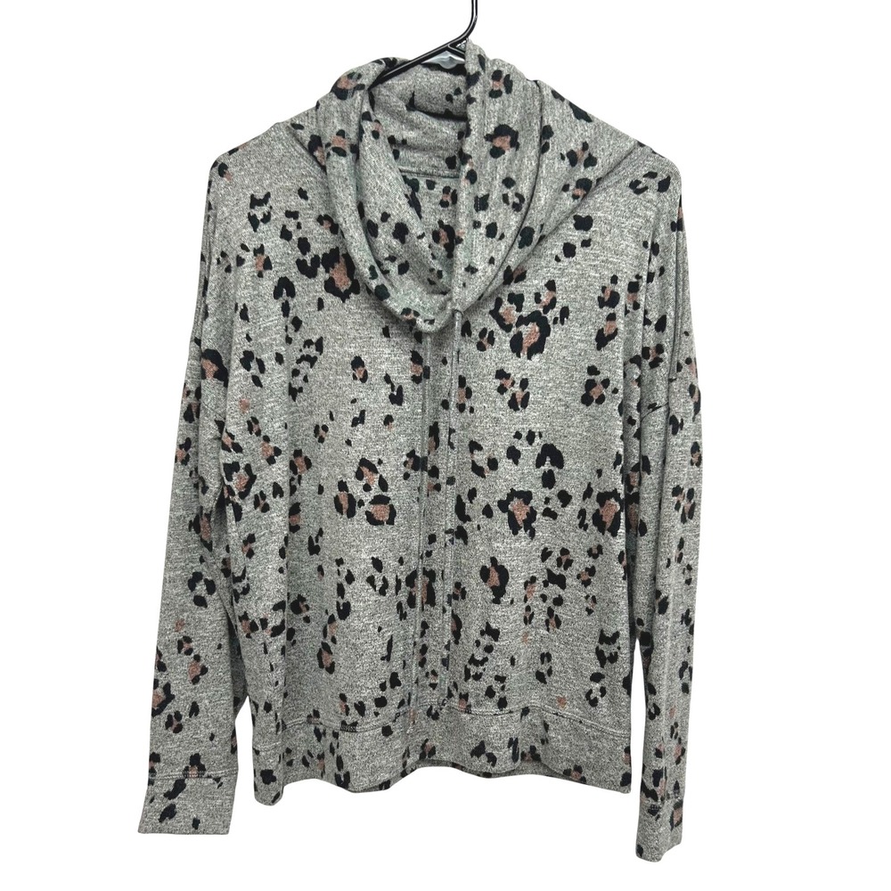 Maurices Gray Leopard Cowl Neck Pullover Long Sleeve Top M Cozy Soft‎ Utility